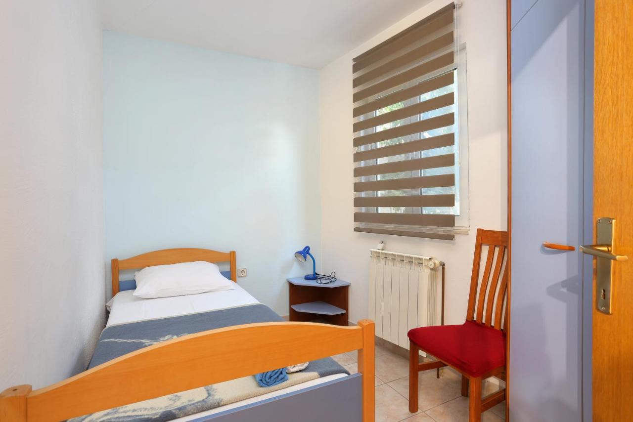 Apartments And Rooms With Parking Space Marina, Trogir - 5953 Екстер'єр фото