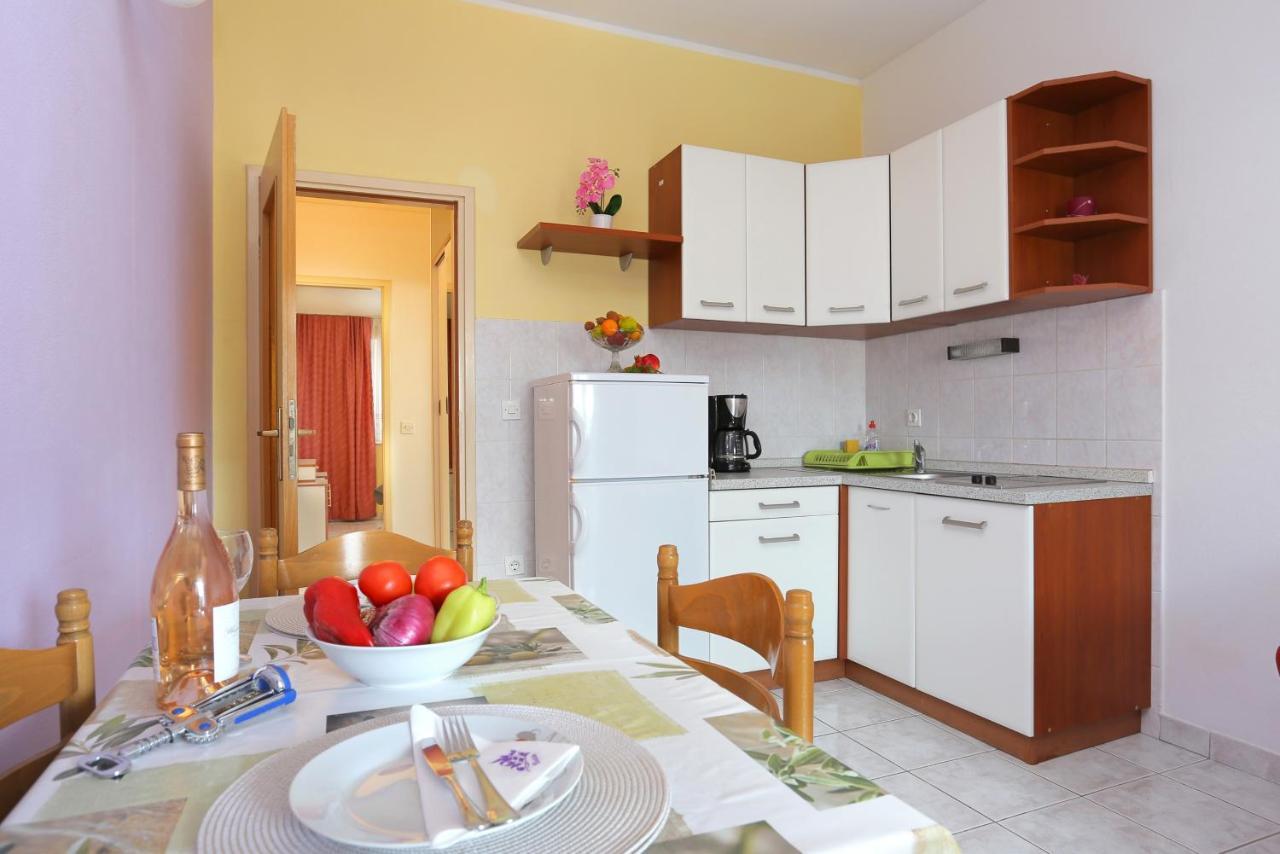 Apartments And Rooms With Parking Space Marina, Trogir - 5953 Екстер'єр фото